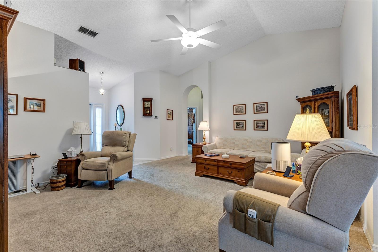 26035 OAKMOUNT DR, LEESBURG, FL, 34748