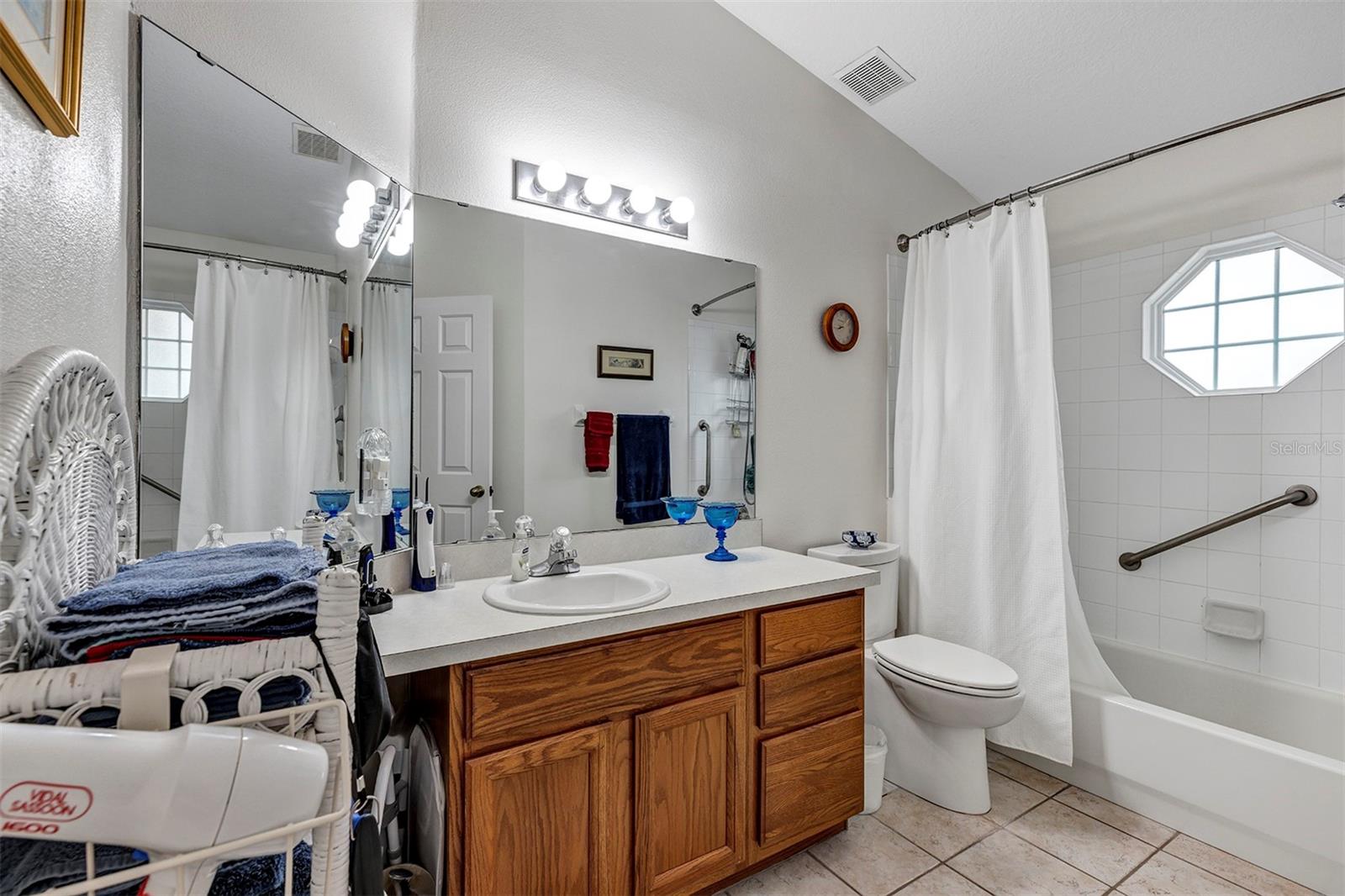 26035 OAKMOUNT DR, LEESBURG, FL, 34748