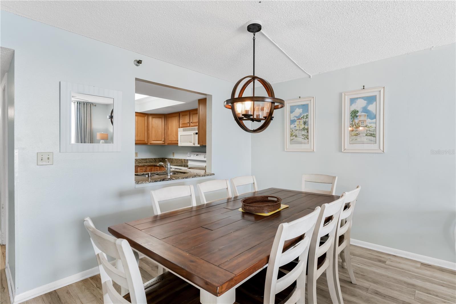 Dining Area with passthrough to kitchen