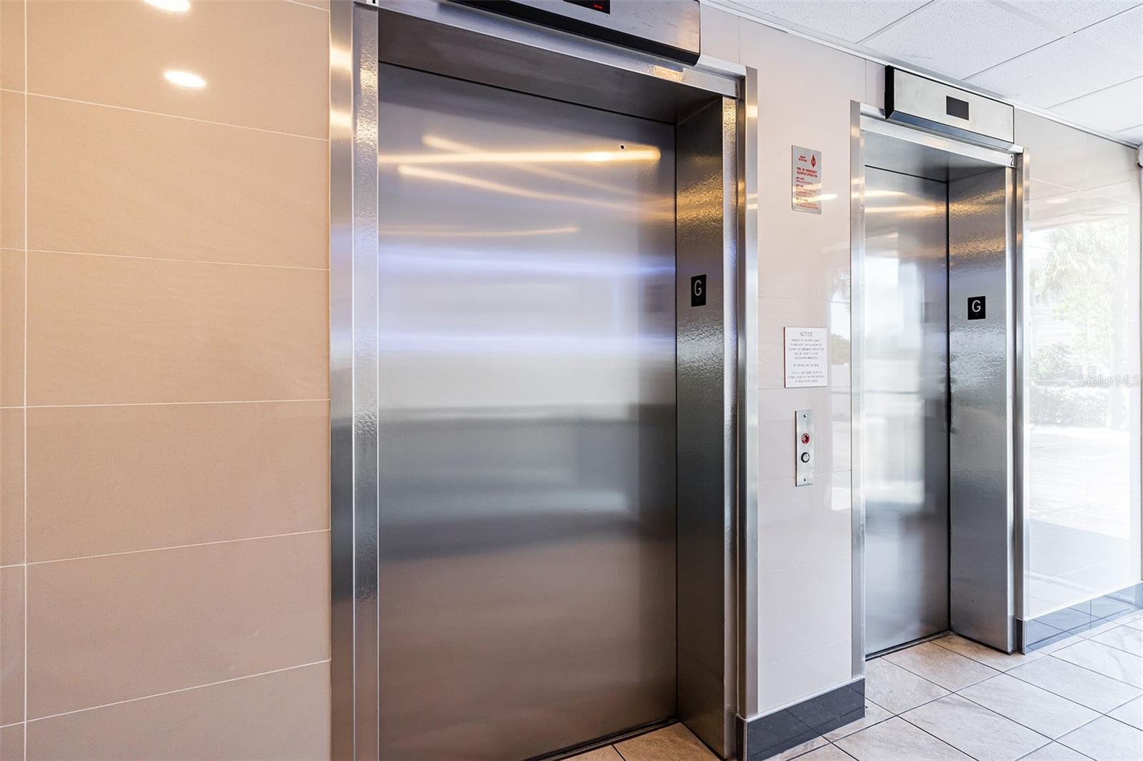 Sand Castle Elevator Lobby - 2 Elevators