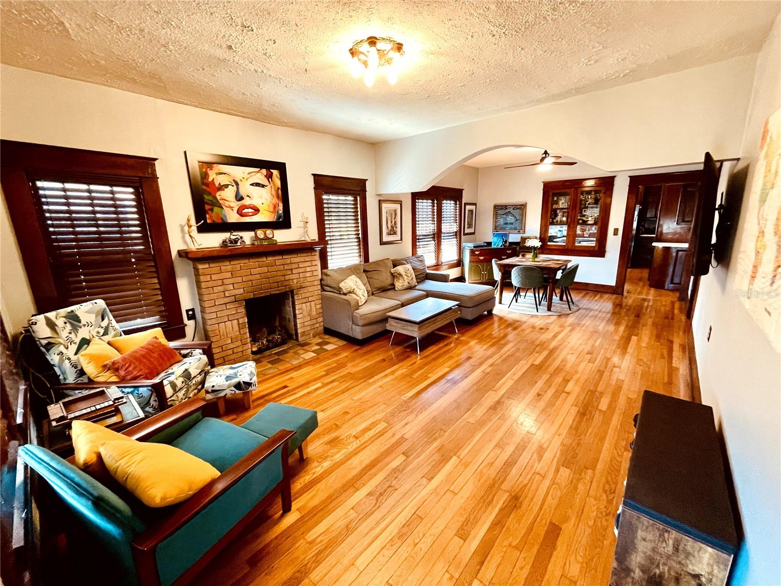 206 W HAYA ST, TAMPA, FL, 33603