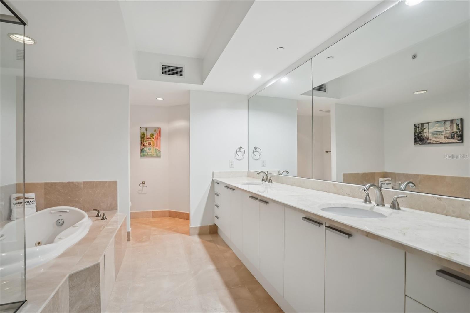 231 RIVERSIDE DR #807-1, DAYTONA BEACH, FL, 32117