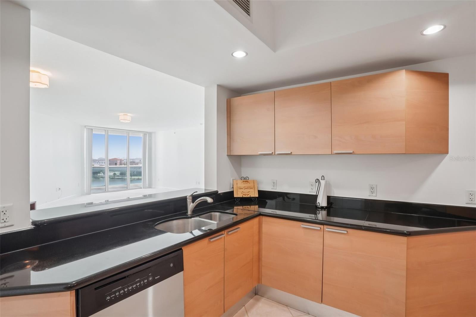 231 RIVERSIDE DR #807-1, DAYTONA BEACH, FL, 32117