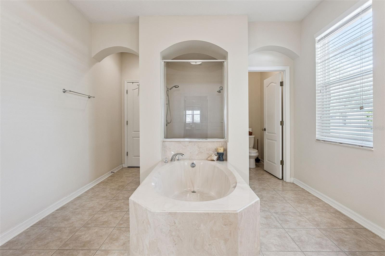 2460 CEDAR KNOLL DR, APOPKA, FL, 32712