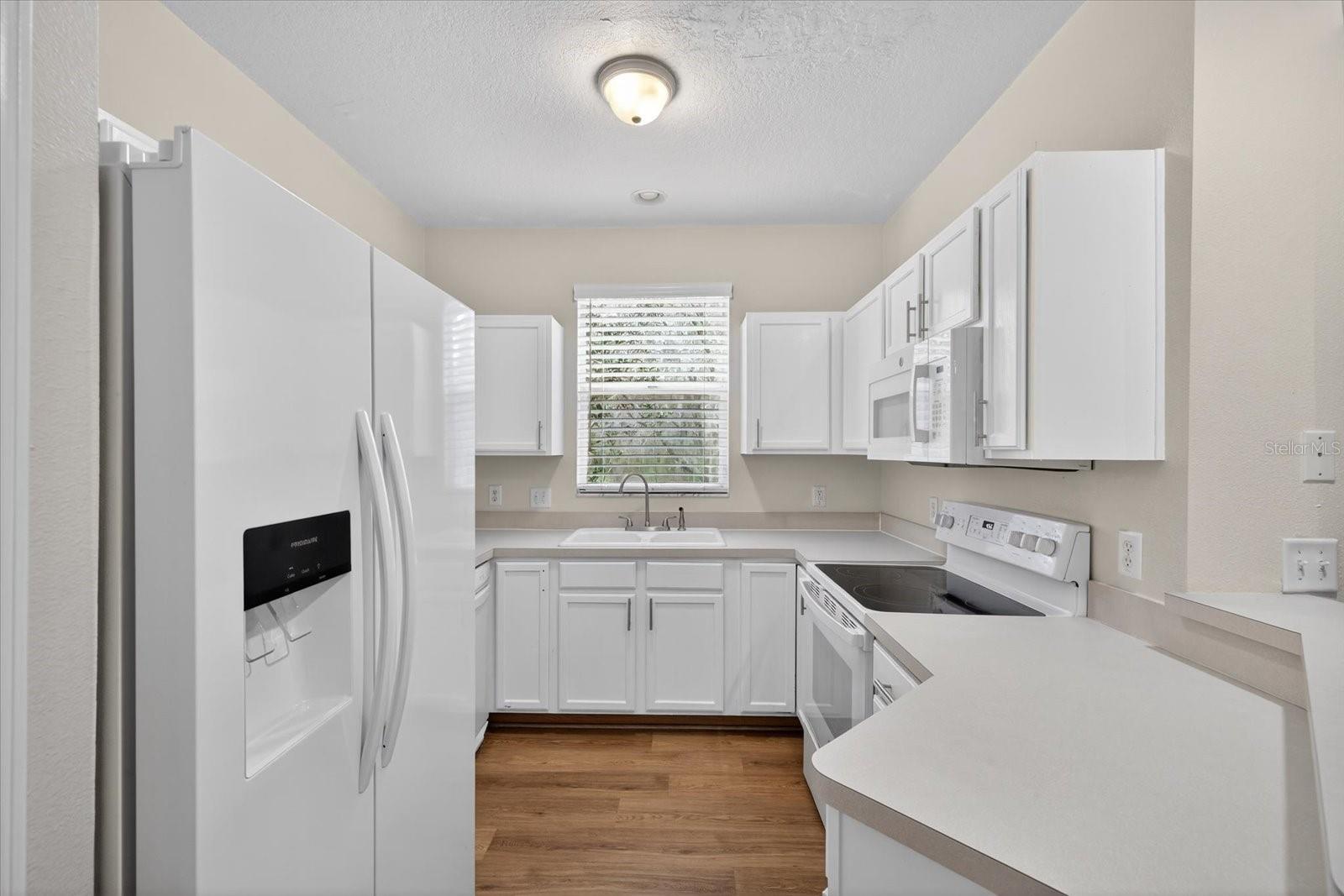 11047 BLACK SWAN CT, SEFFNER, FL, 33584