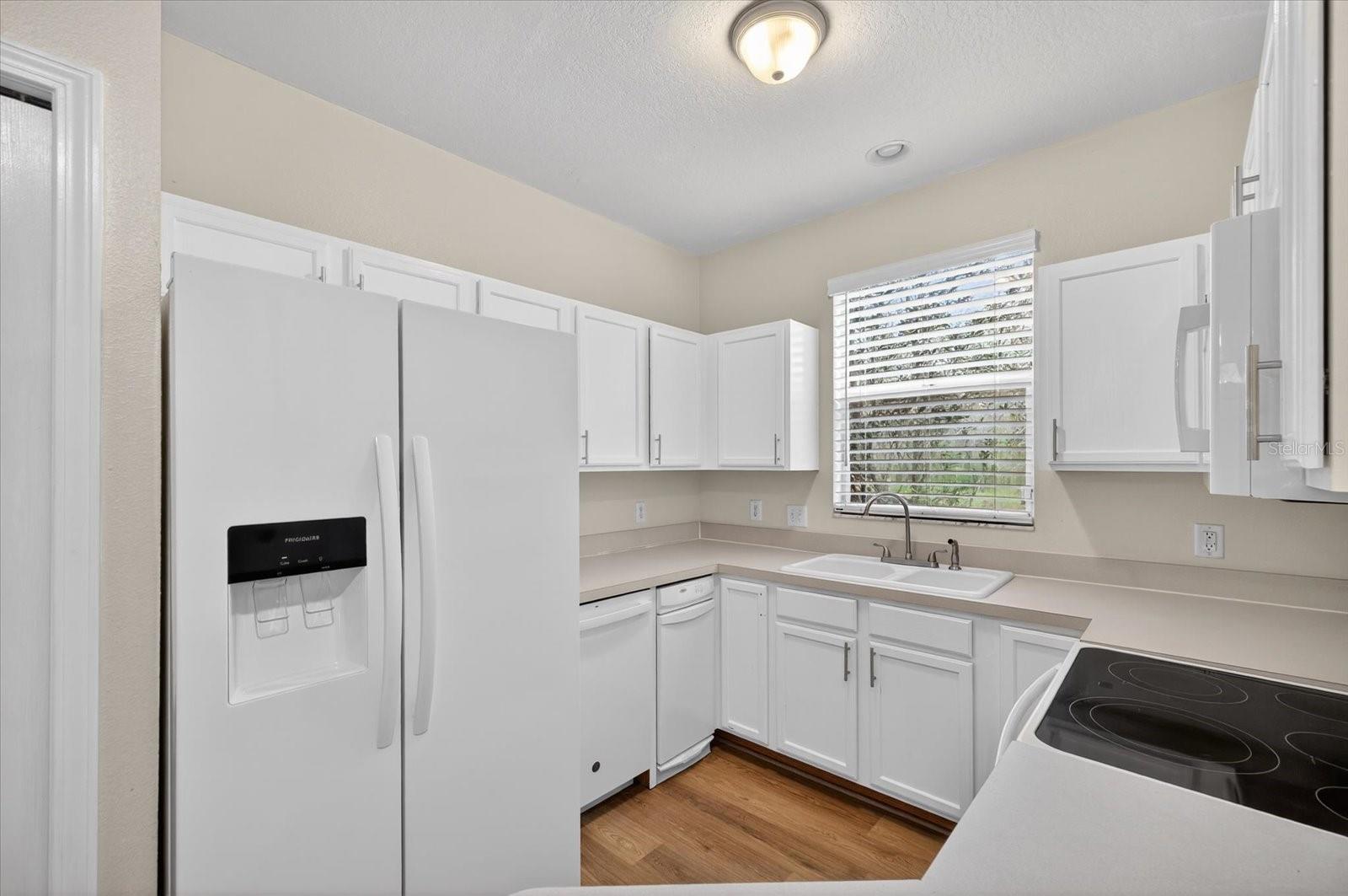 11047 BLACK SWAN CT, SEFFNER, FL, 33584