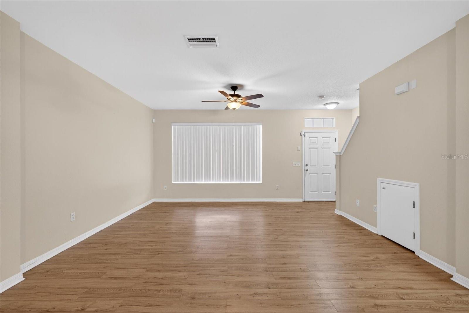 11047 BLACK SWAN CT, SEFFNER, FL, 33584