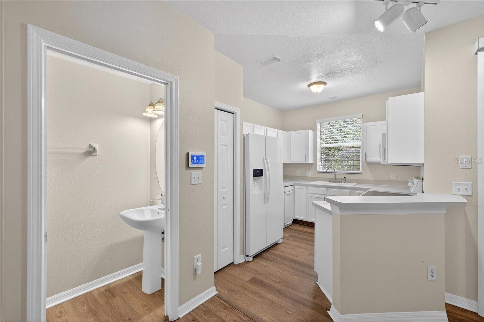 11047 BLACK SWAN CT, SEFFNER, FL, 33584