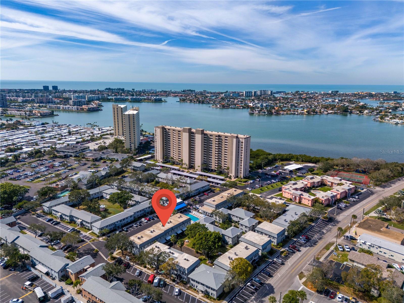 6927 PLACE DE LA PAIX #6927, ST PETERSBURG, FL, 33707