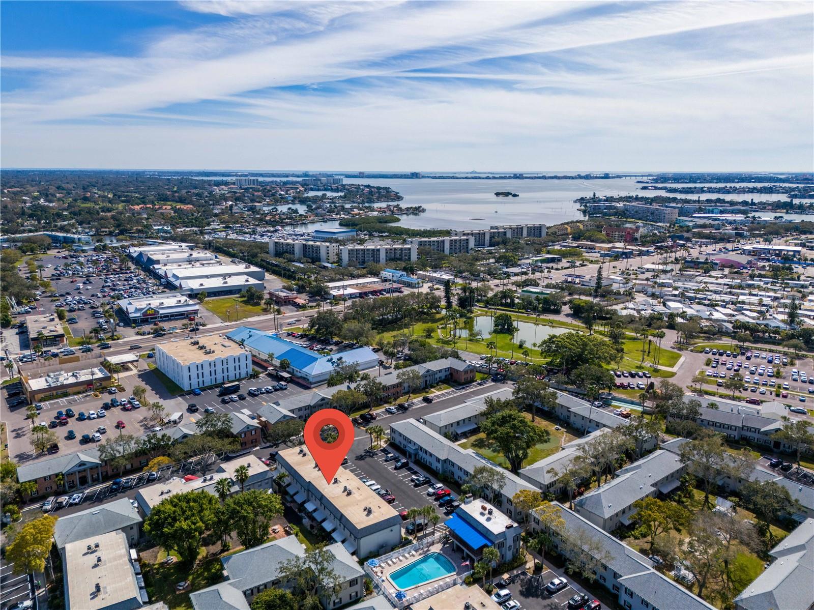 6927 PLACE DE LA PAIX #6927, ST PETERSBURG, FL, 33707