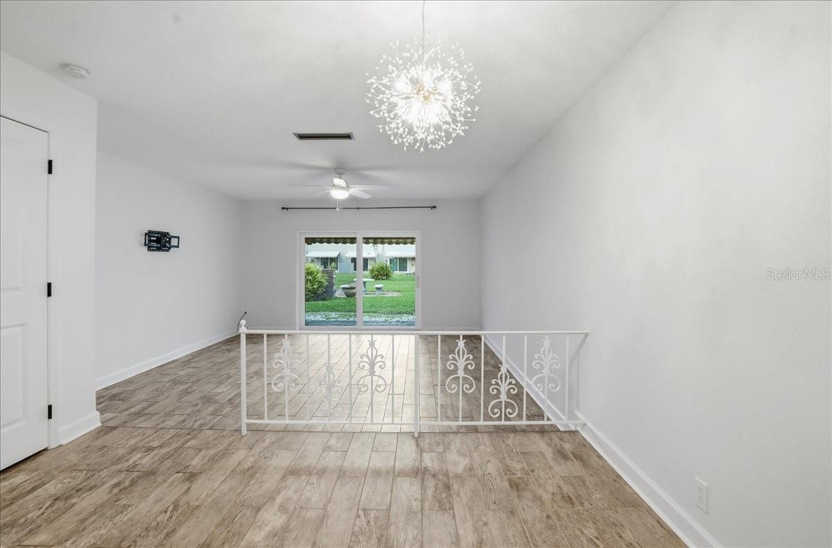 6927 PLACE DE LA PAIX #6927, ST PETERSBURG, FL, 33707