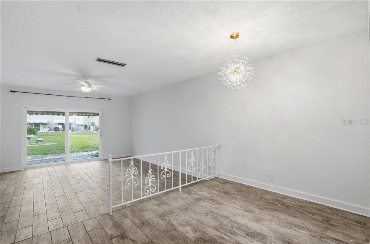 6927 PLACE DE LA PAIX #6927, ST PETERSBURG, FL, 33707