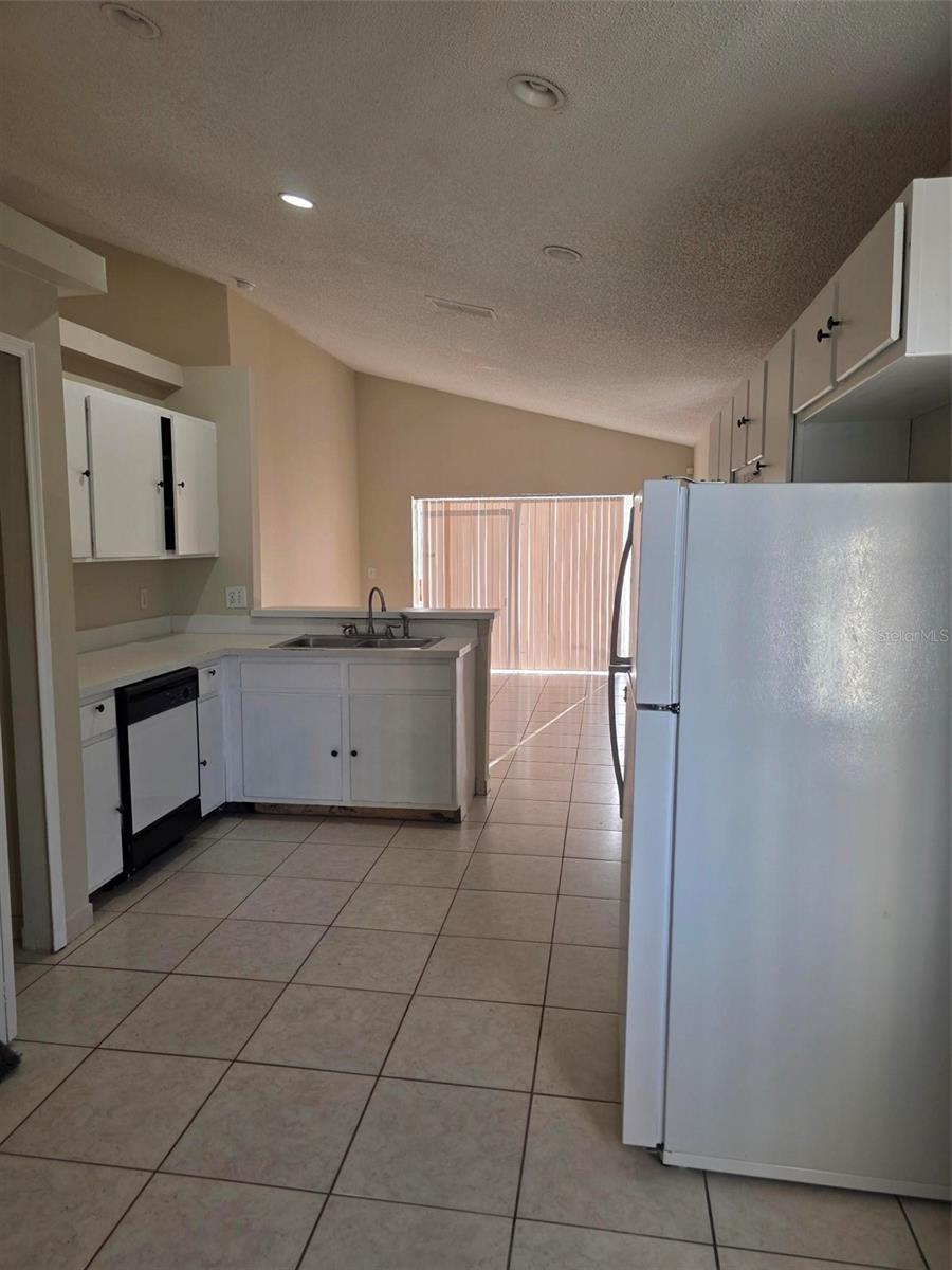 689 CORNWALLIS DR, DAVENPORT, FL, 33897