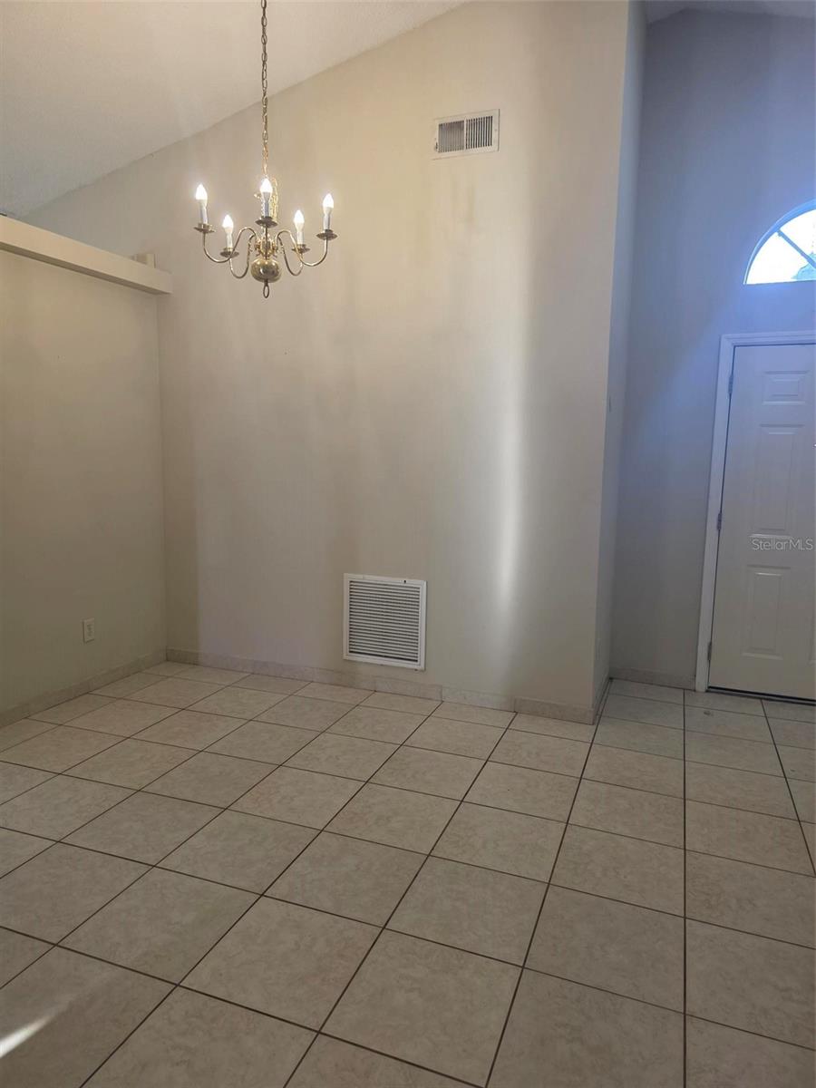 689 CORNWALLIS DR, DAVENPORT, FL, 33897