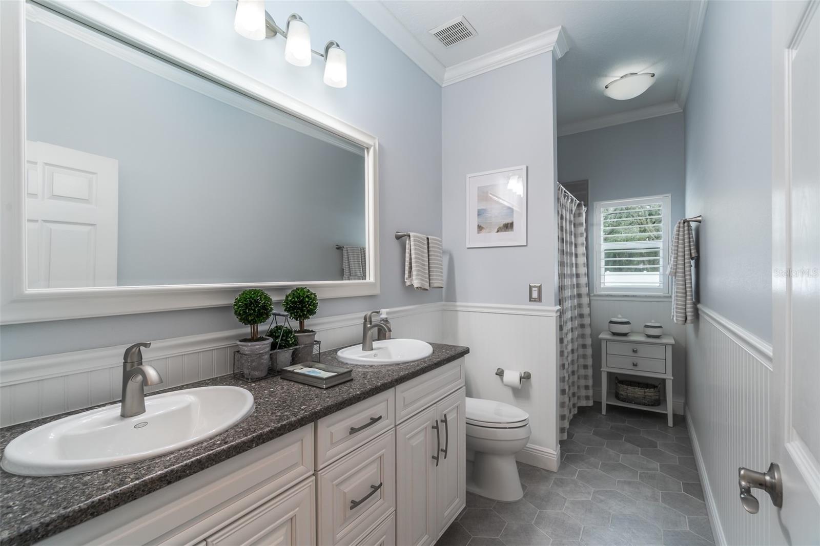 2805 COMMONWEALTH AVE, VALRICO, FL, 33594