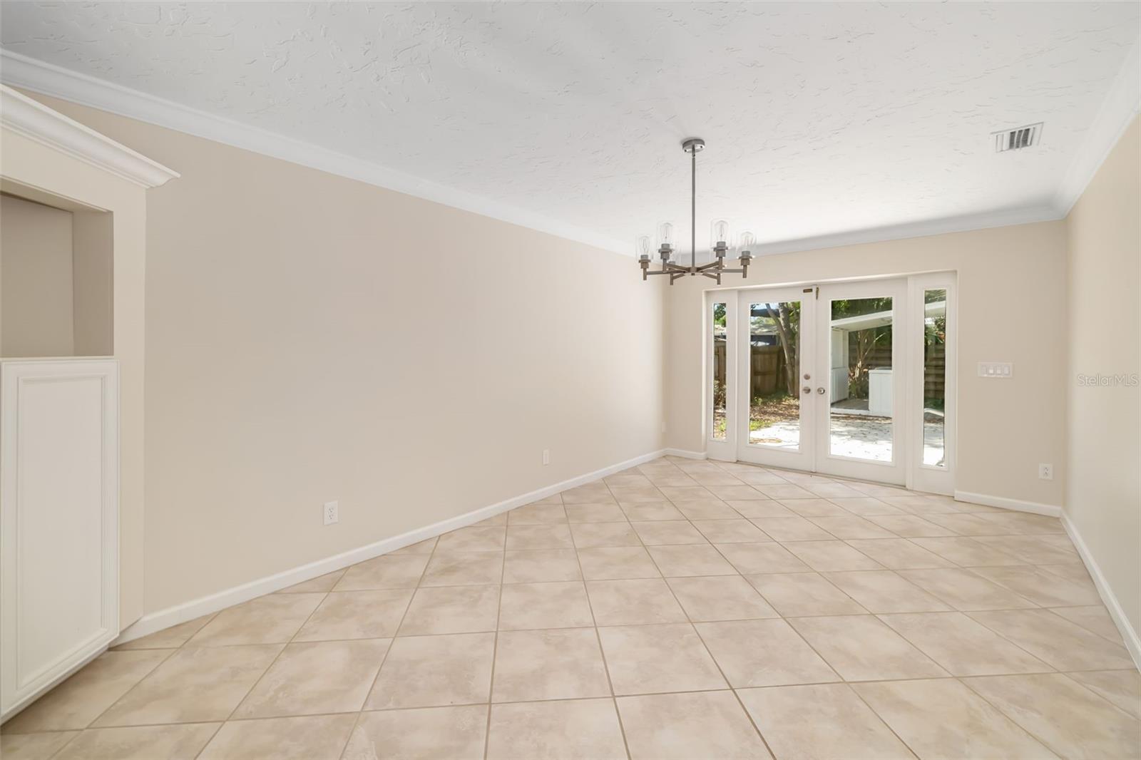 1097 WILLIS AVE, SARASOTA, FL, 34232