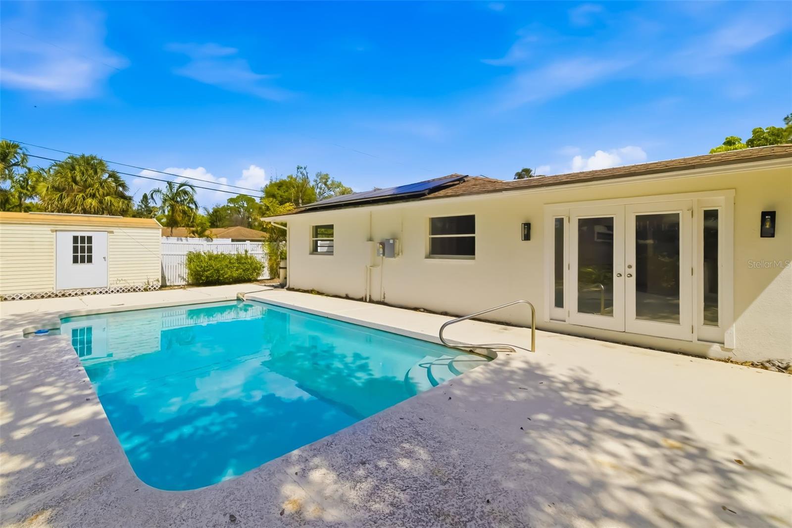 1097 WILLIS AVE, SARASOTA, FL, 34232