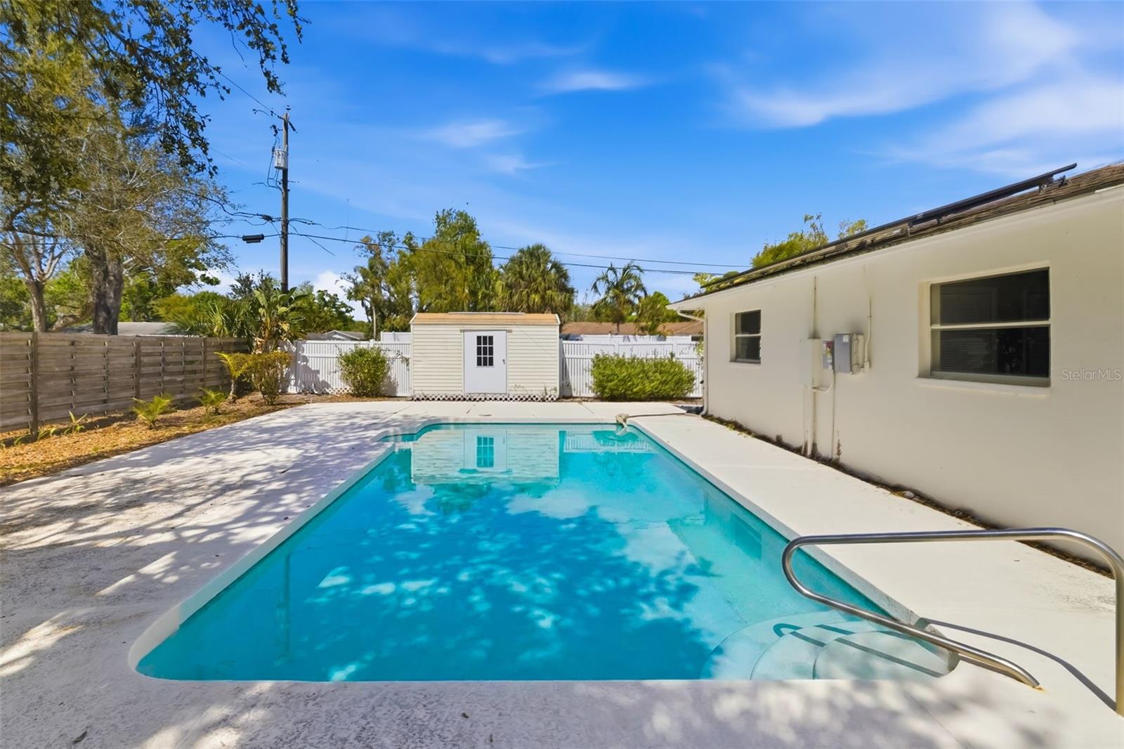 1097 WILLIS AVE, SARASOTA, FL, 34232