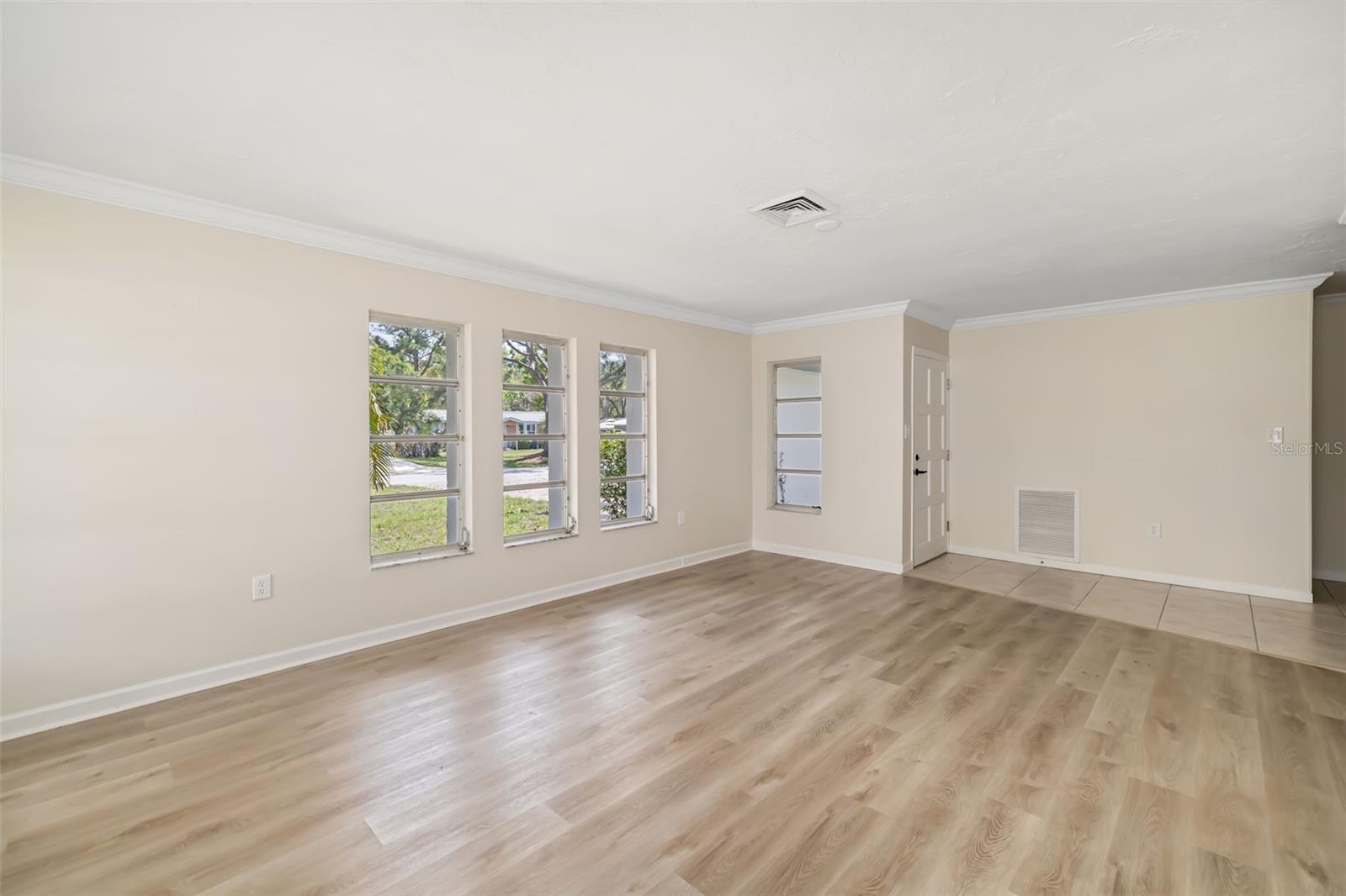 1097 WILLIS AVE, SARASOTA, FL, 34232