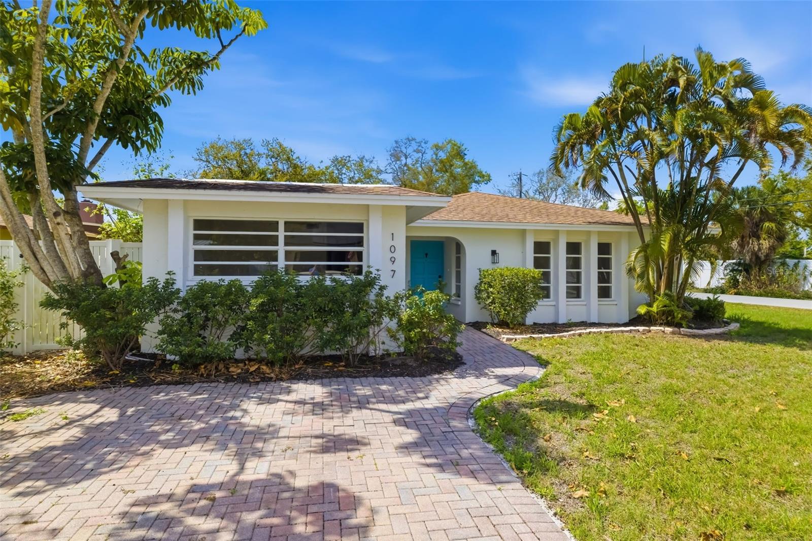 1097 WILLIS AVE, SARASOTA, FL, 34232
