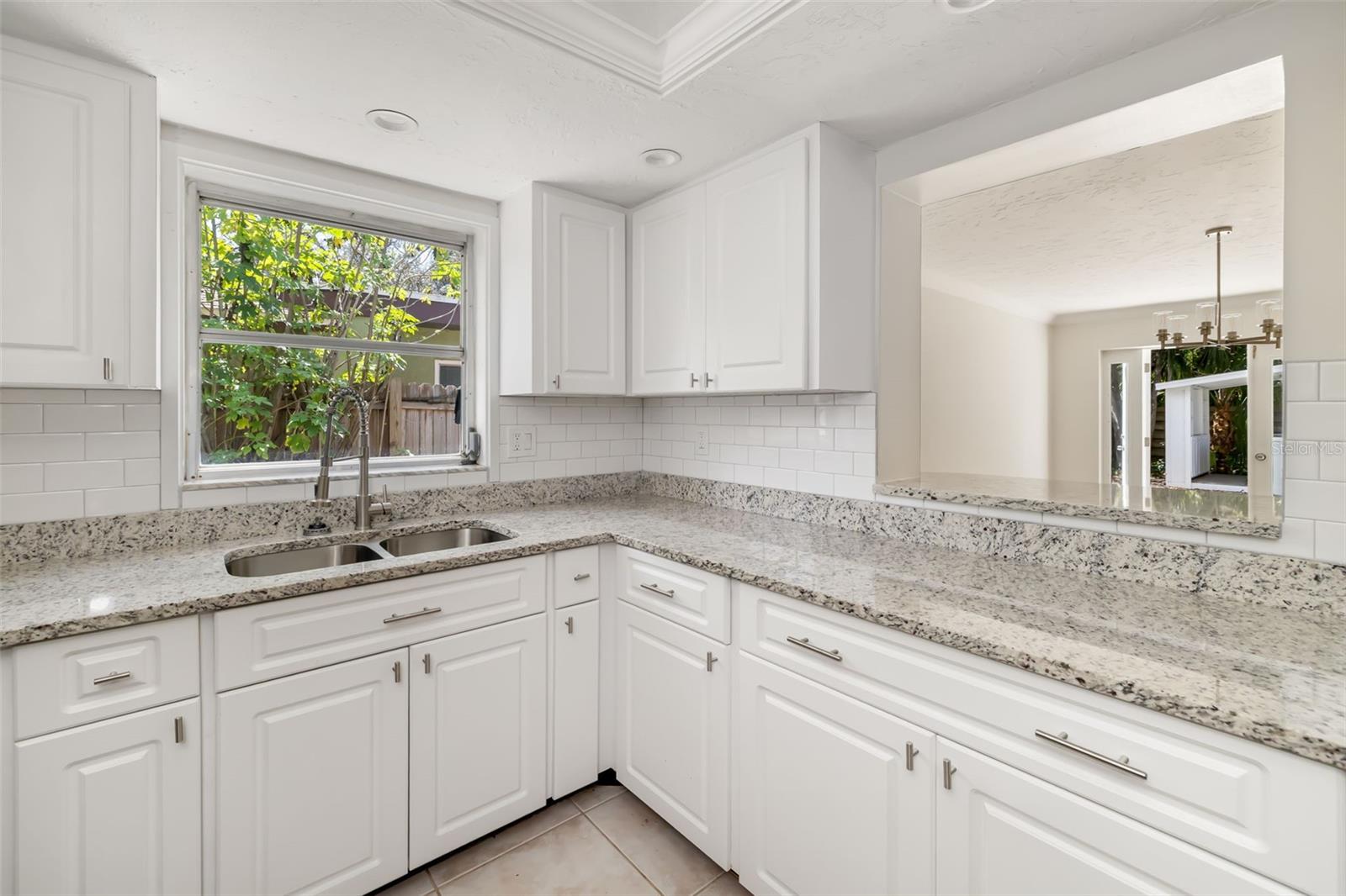 1097 WILLIS AVE, SARASOTA, FL, 34232