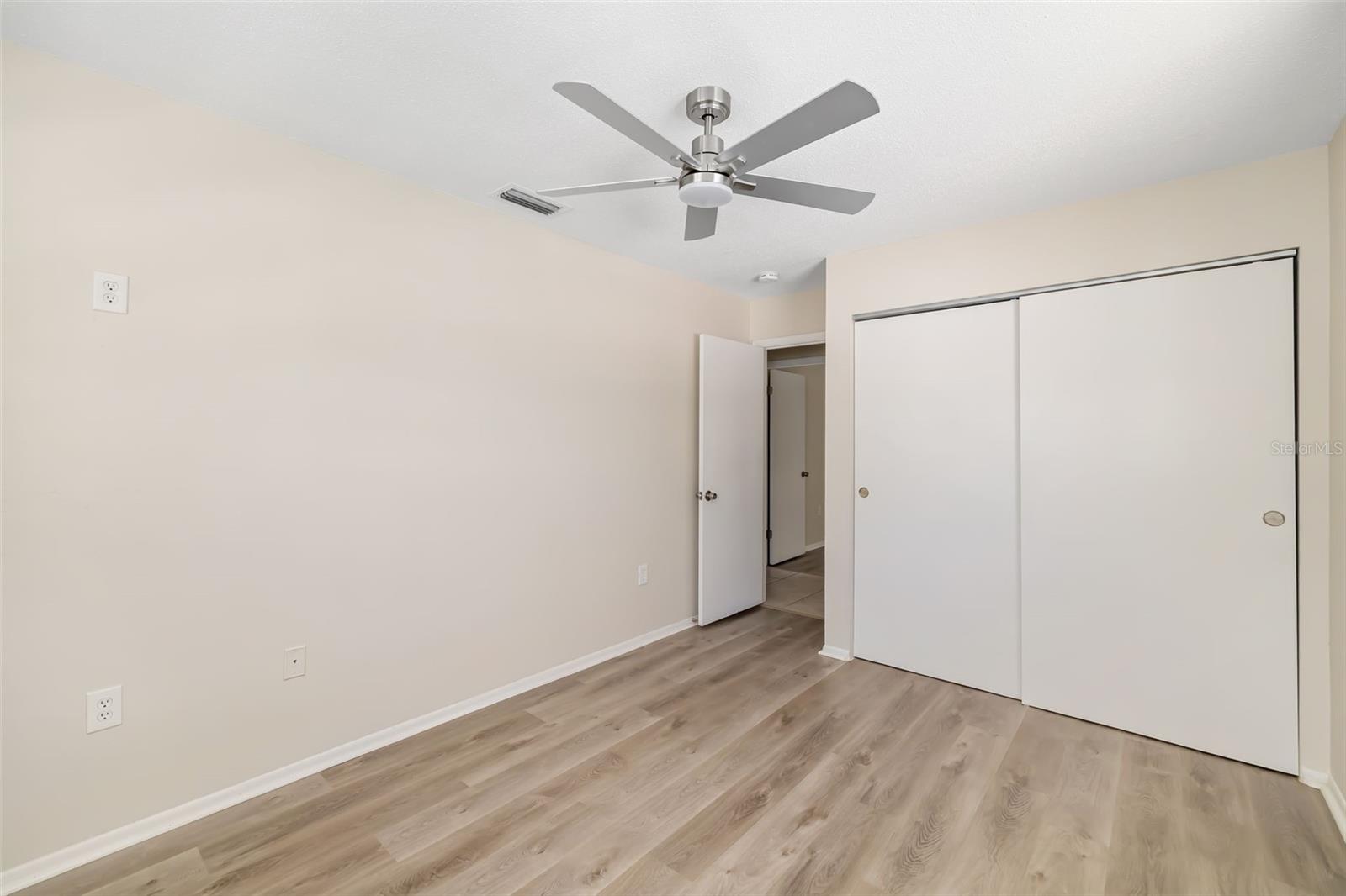 1097 WILLIS AVE, SARASOTA, FL, 34232