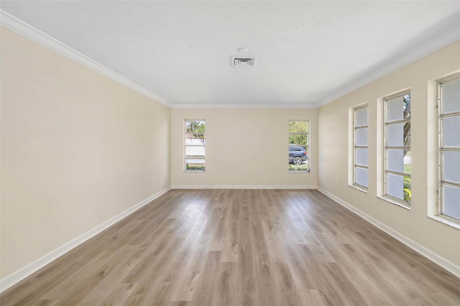 1097 WILLIS AVE, SARASOTA, FL, 34232