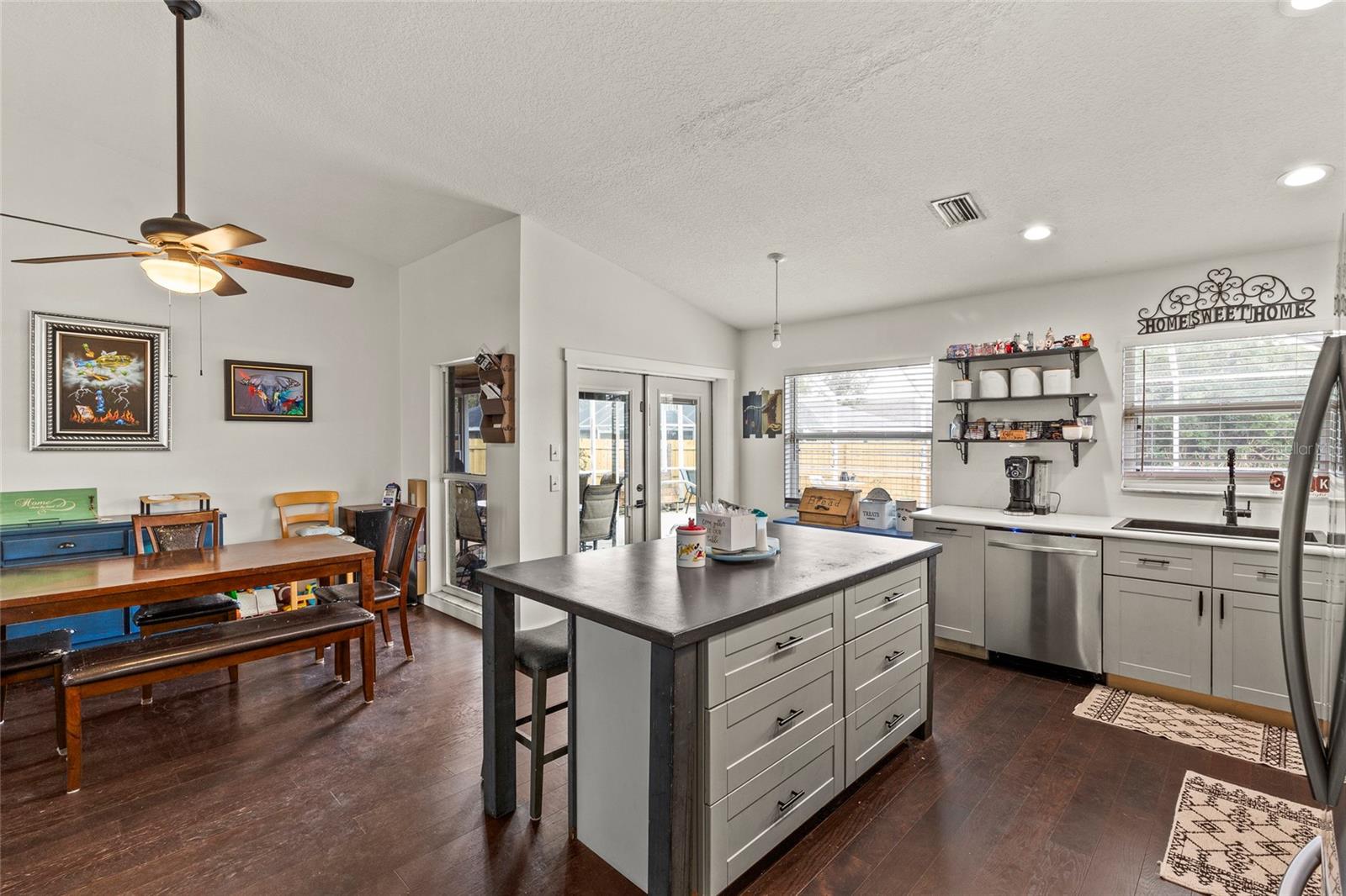 3703 31ST ST E, BRADENTON, FL, 34208