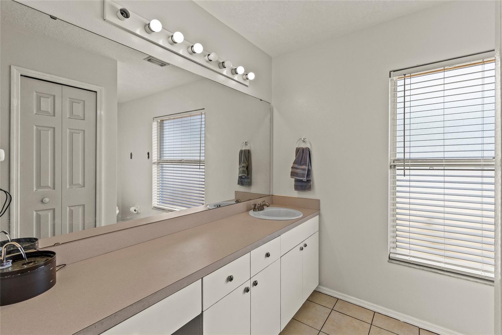 3703 31ST ST E, BRADENTON, FL, 34208