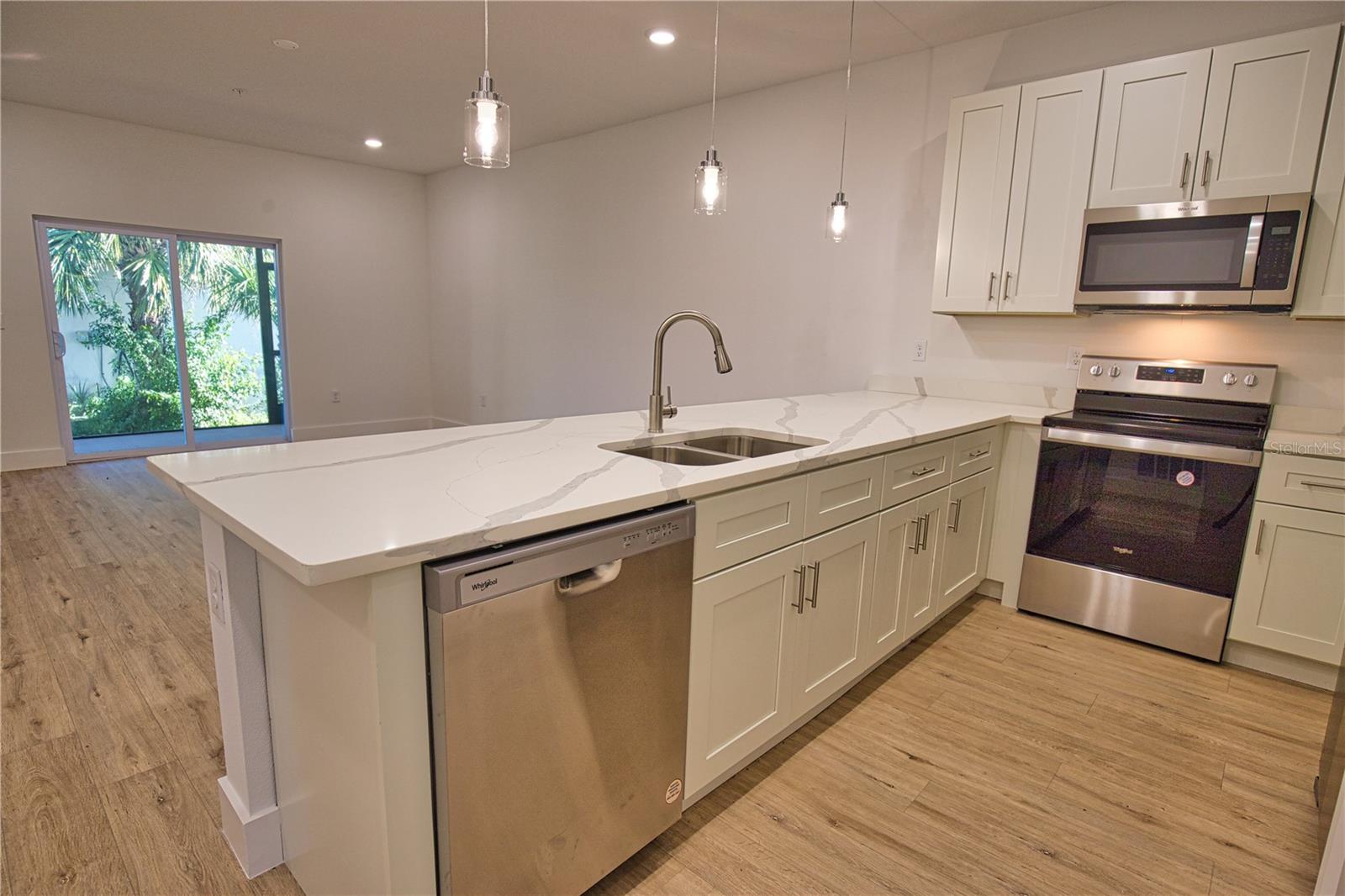 289 BOUNDARY BLVD #204, ROTONDA WEST, FL, 33947