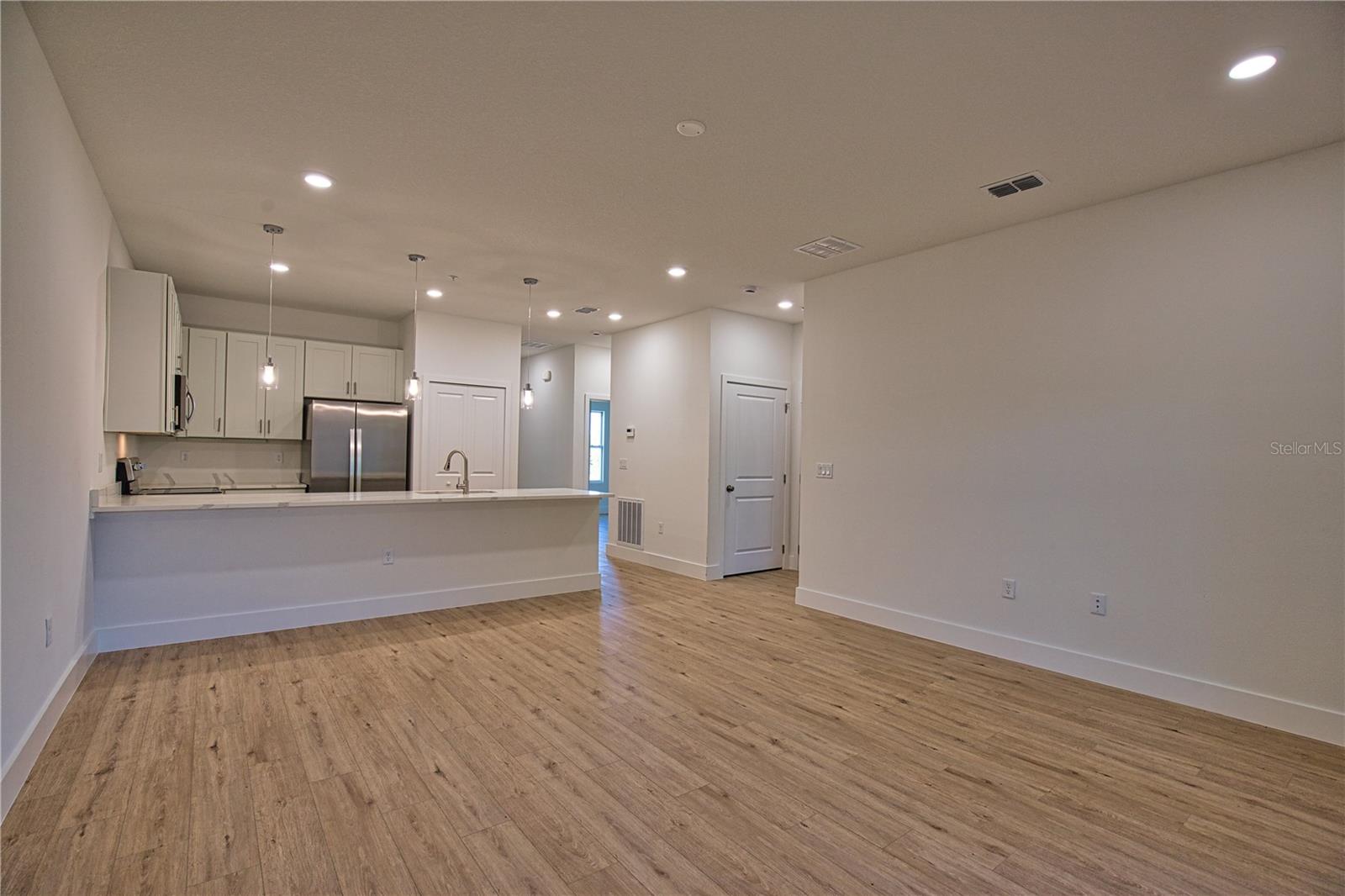 289 BOUNDARY BLVD #204, ROTONDA WEST, FL, 33947