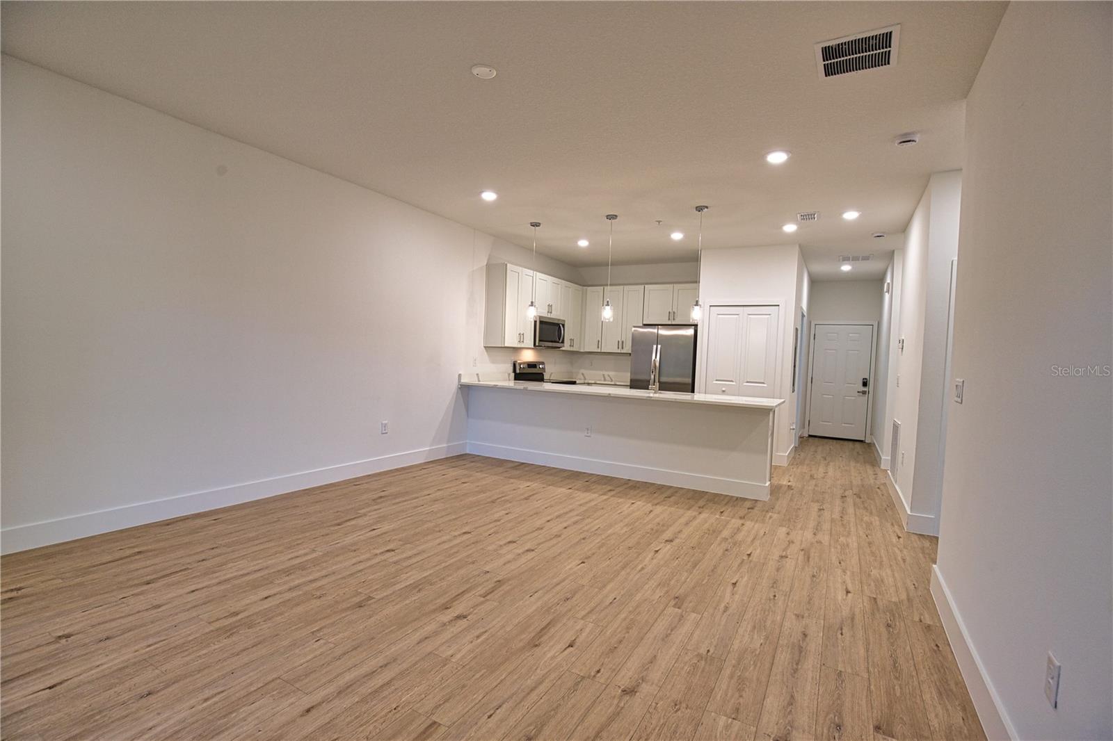 289 BOUNDARY BLVD #204, ROTONDA WEST, FL, 33947