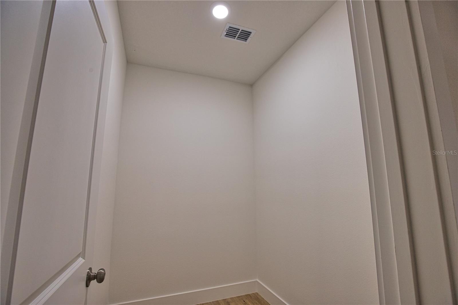 289 BOUNDARY BLVD #204, ROTONDA WEST, FL, 33947