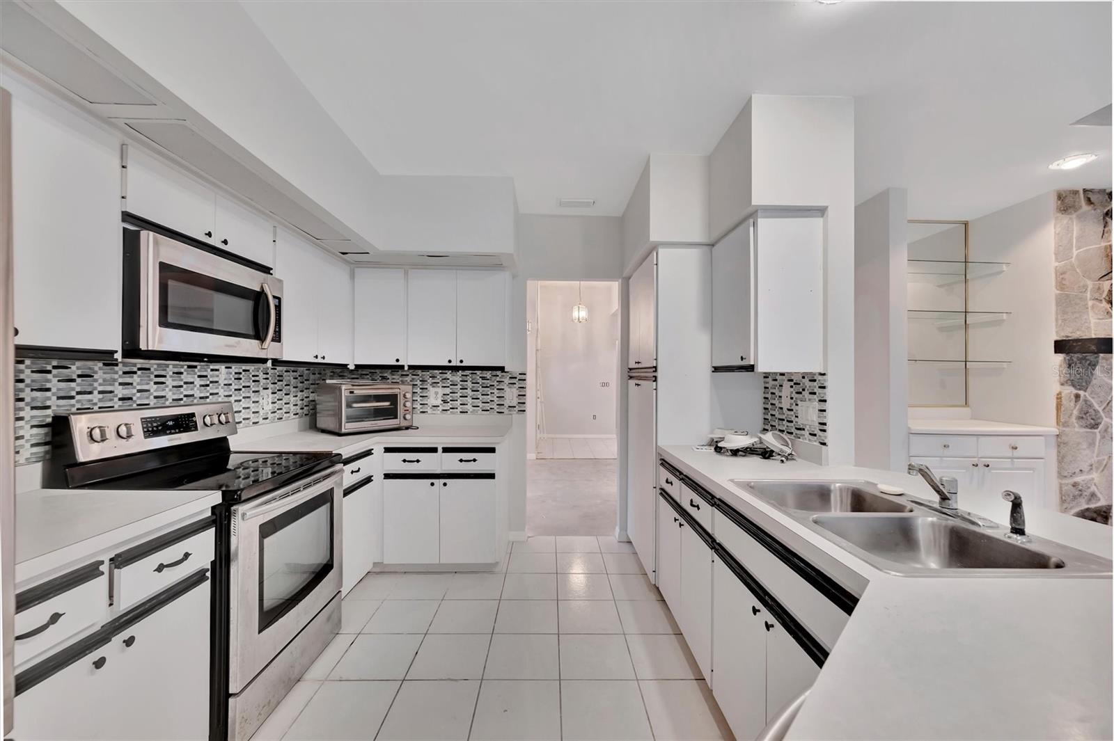 6864 CORRAL CT, SARASOTA, FL, 34243