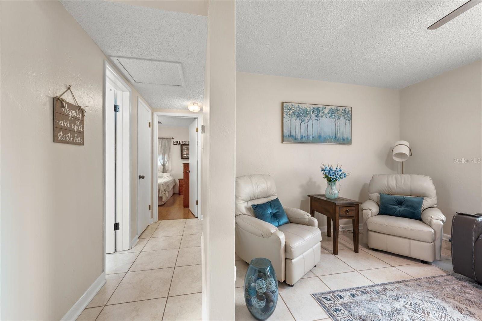 1339 RUSSELL DR N, ST PETERSBURG, FL, 33710