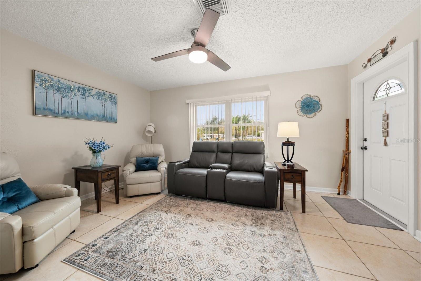 1339 RUSSELL DR N, ST PETERSBURG, FL, 33710