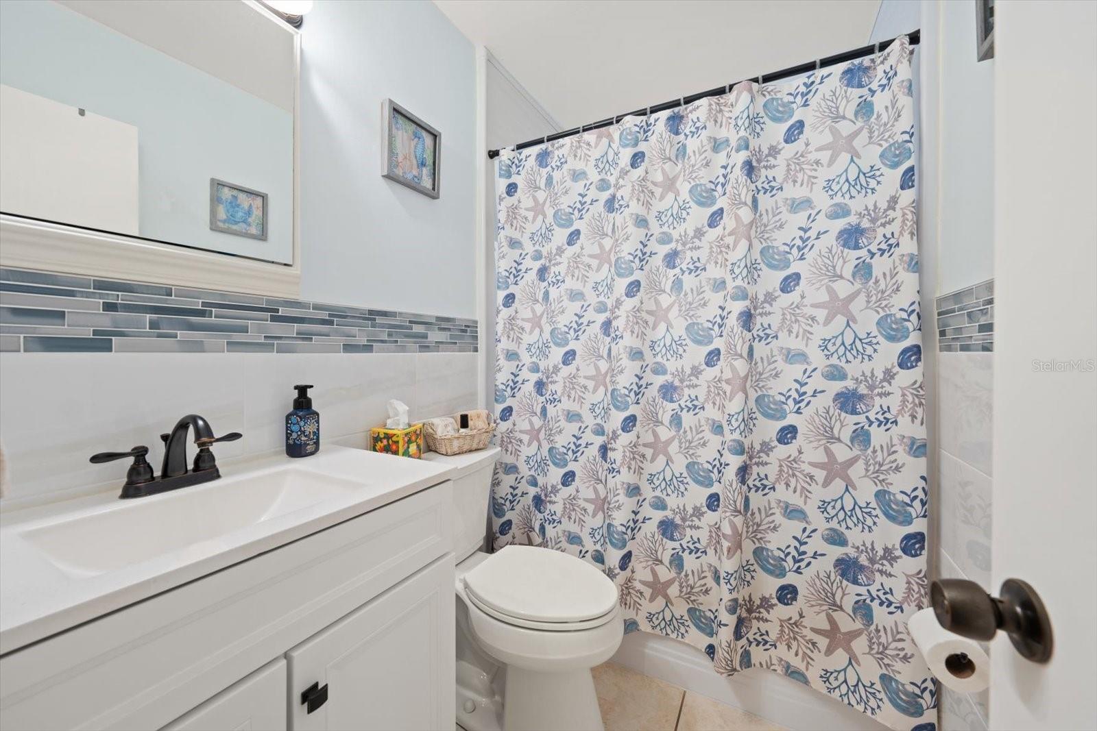 1339 RUSSELL DR N, ST PETERSBURG, FL, 33710