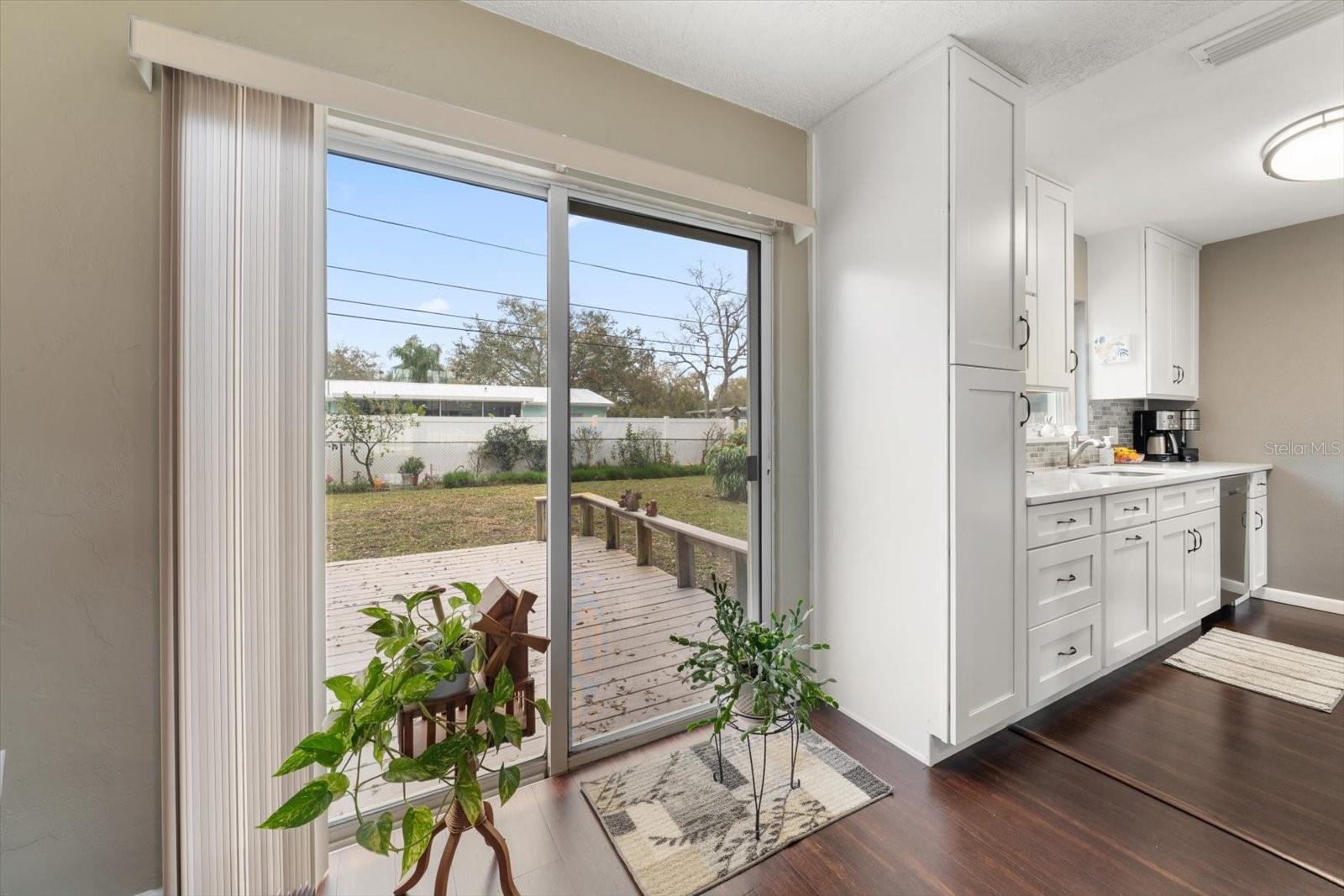 1339 RUSSELL DR N, ST PETERSBURG, FL, 33710