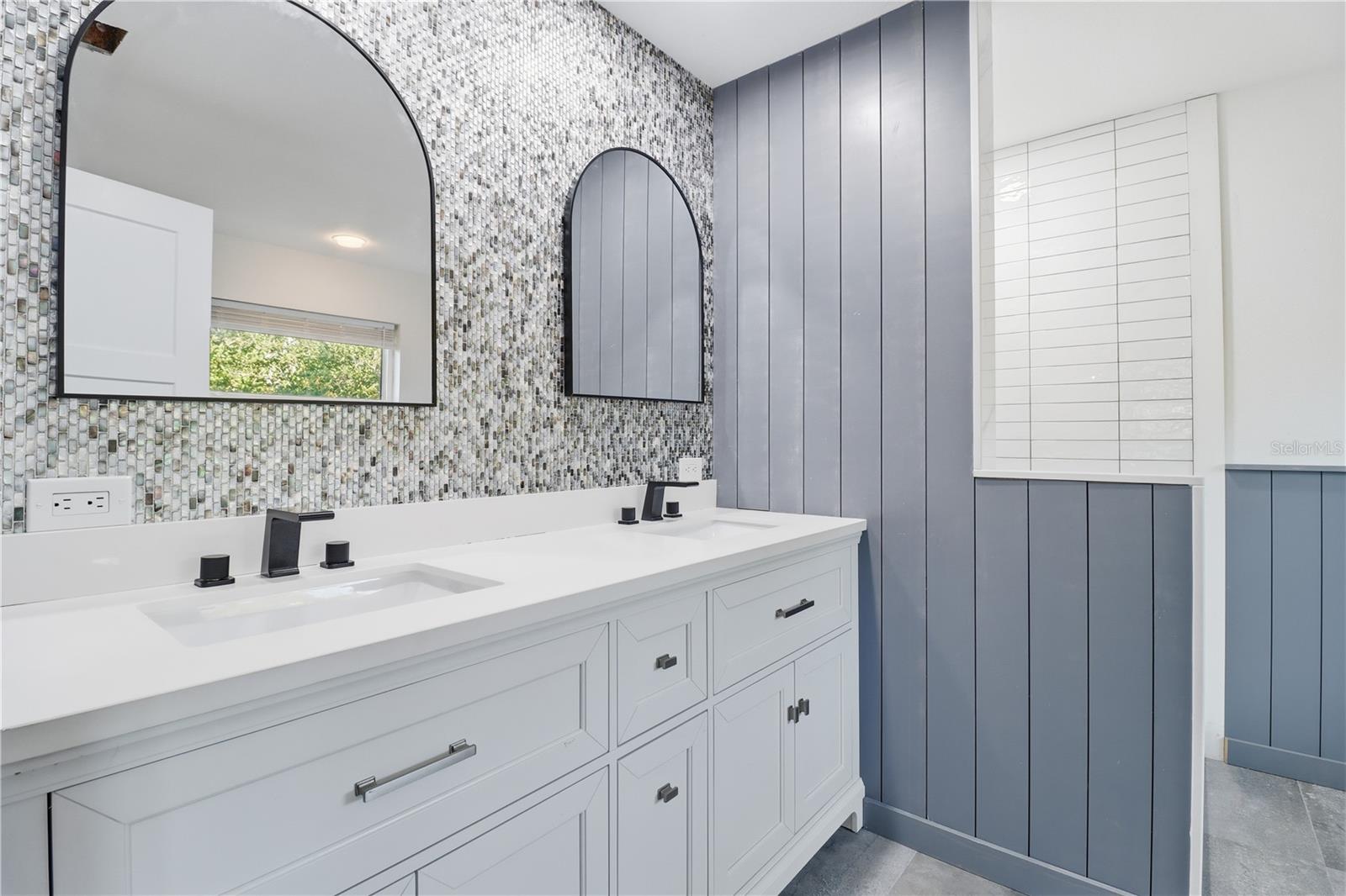 1729 SE 3RD CT, CRYSTAL RIVER, FL, 34429