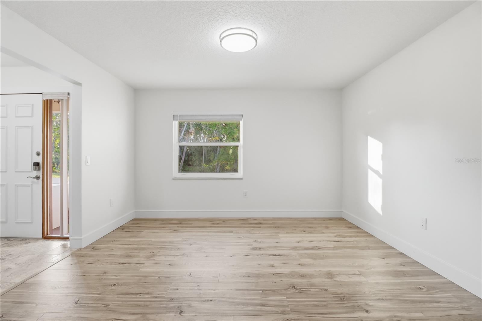 1729 SE 3RD CT, CRYSTAL RIVER, FL, 34429