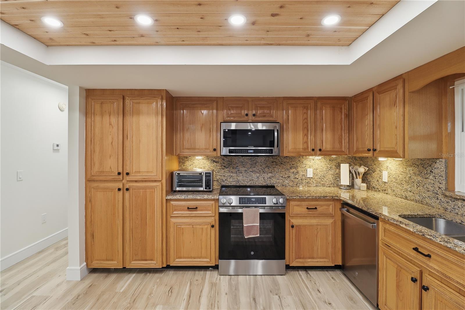 1729 SE 3RD CT, CRYSTAL RIVER, FL, 34429