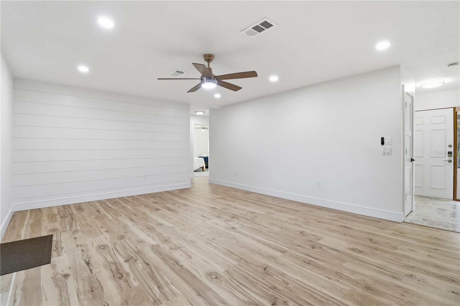 1729 SE 3RD CT, CRYSTAL RIVER, FL, 34429