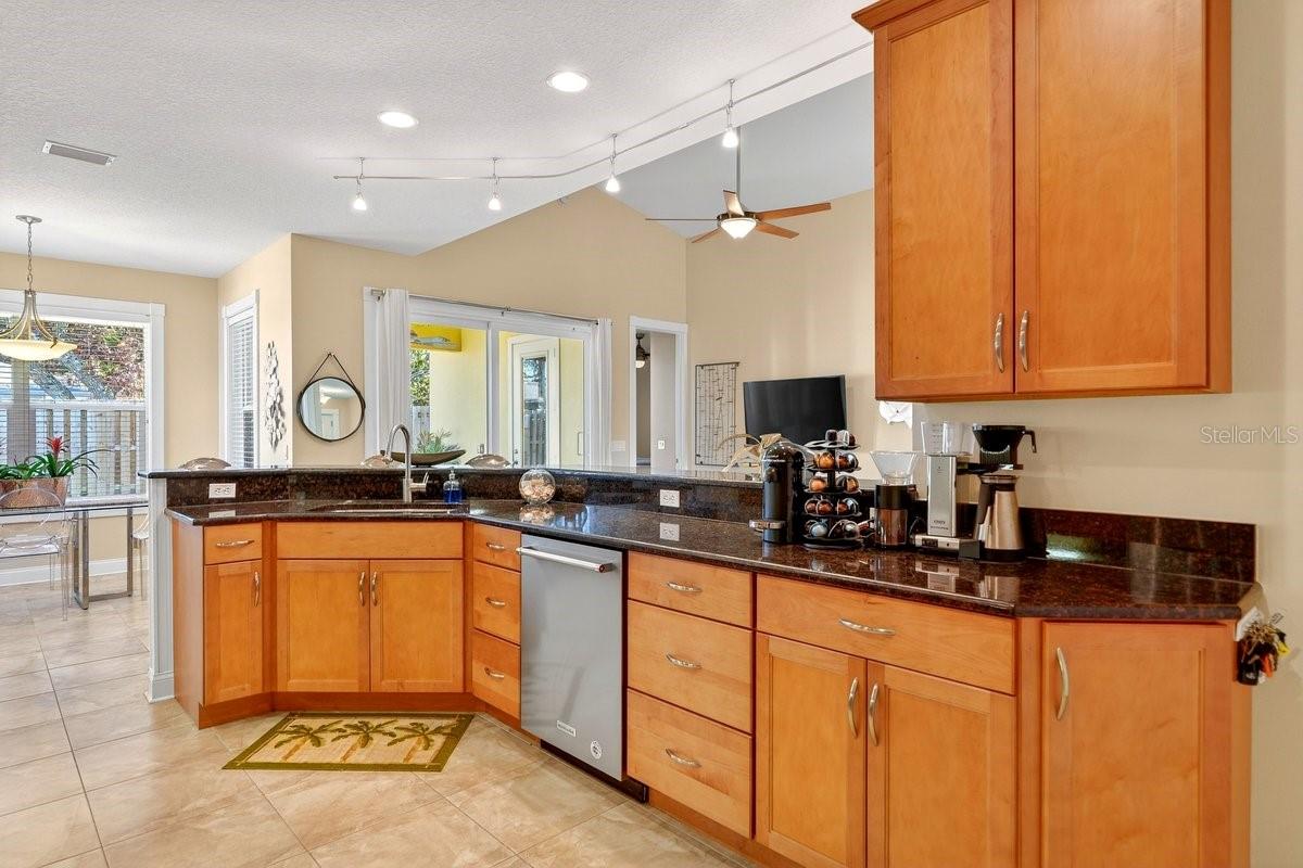 307 JESSAMINE AVE, NEW SMYRNA BEACH, FL, 32169