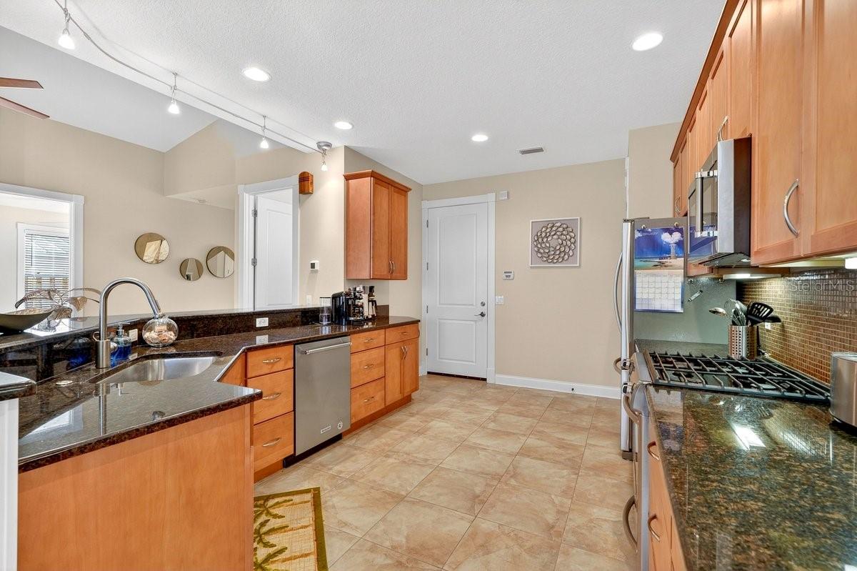 307 JESSAMINE AVE, NEW SMYRNA BEACH, FL, 32169