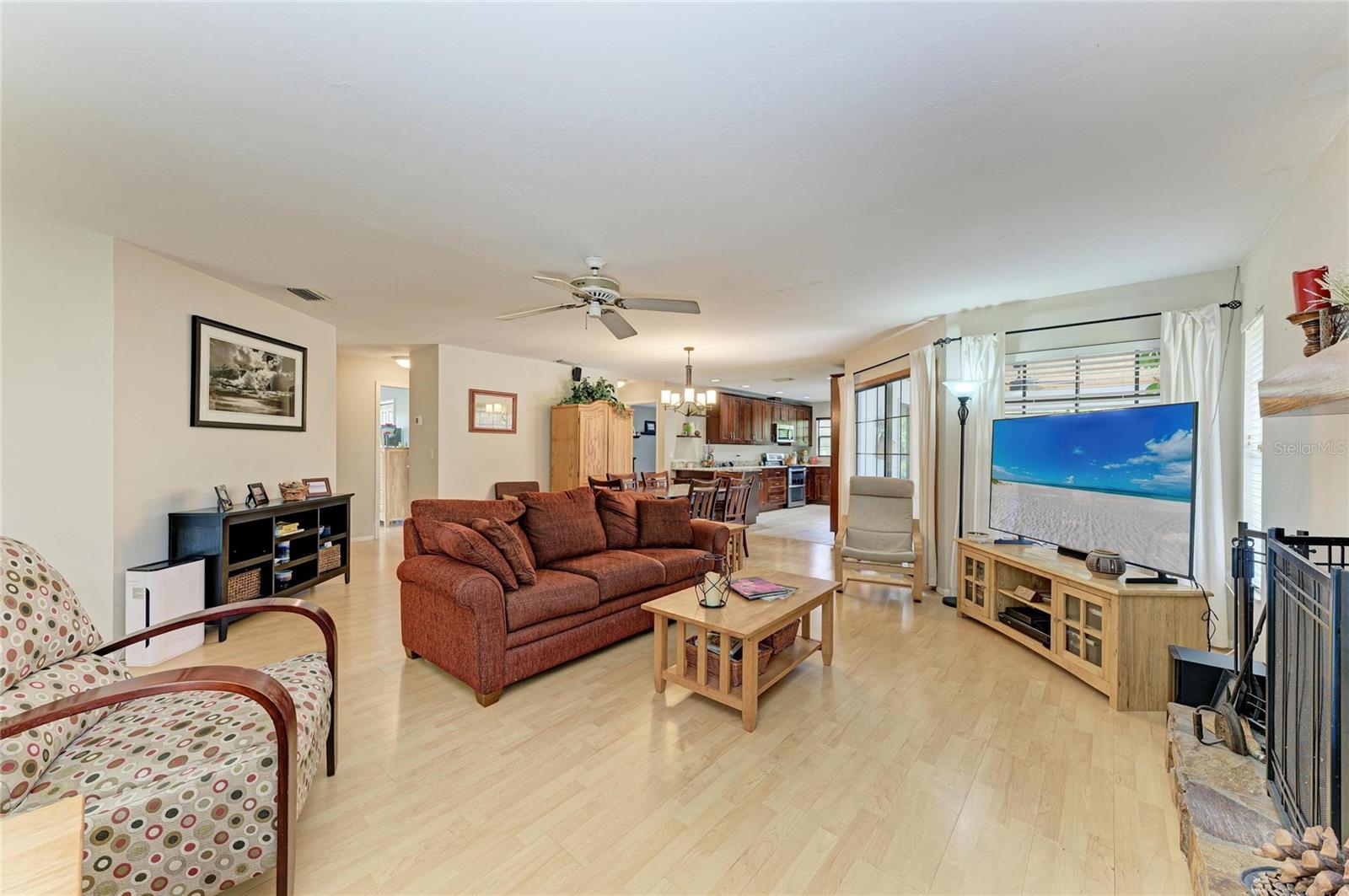 4609 44TH AVE E, BRADENTON, FL, 34203