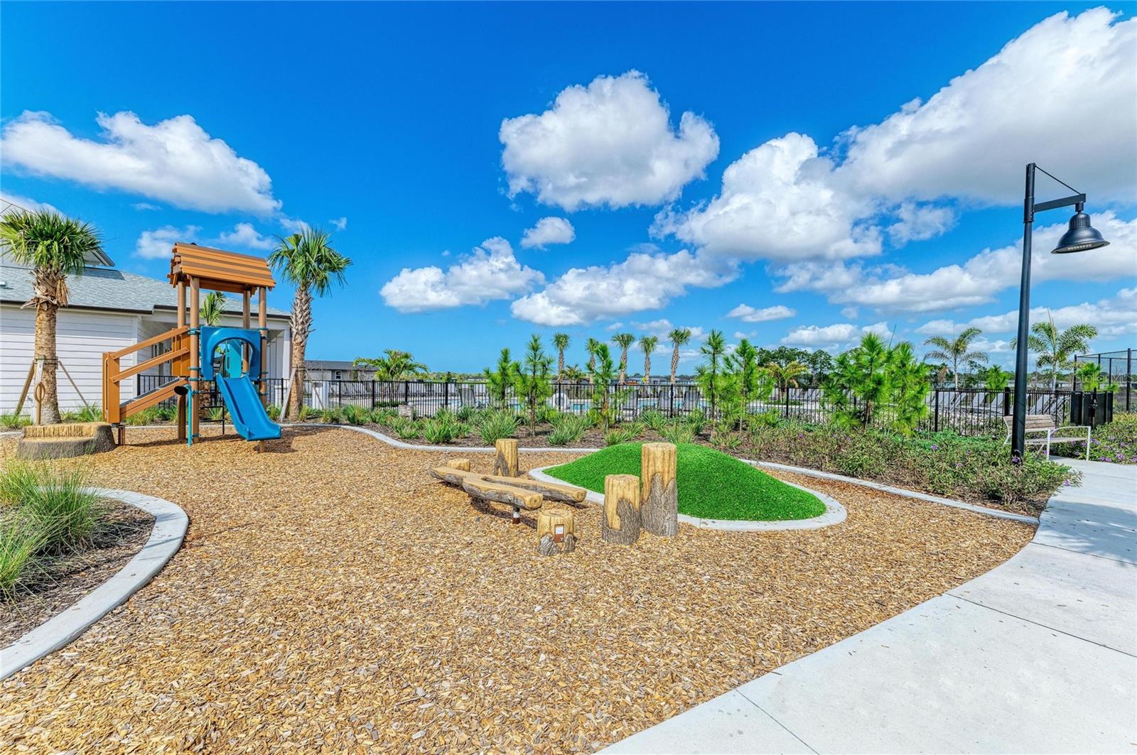 261 LAZY SHORE DR, NOKOMIS, FL, 34275