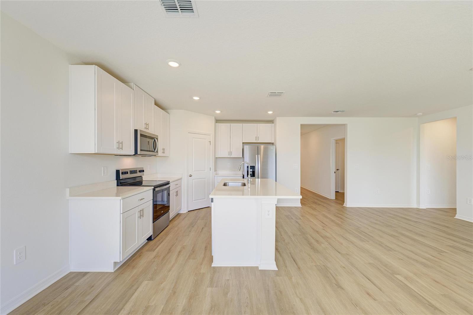 261 LAZY SHORE DR, NOKOMIS, FL, 34275