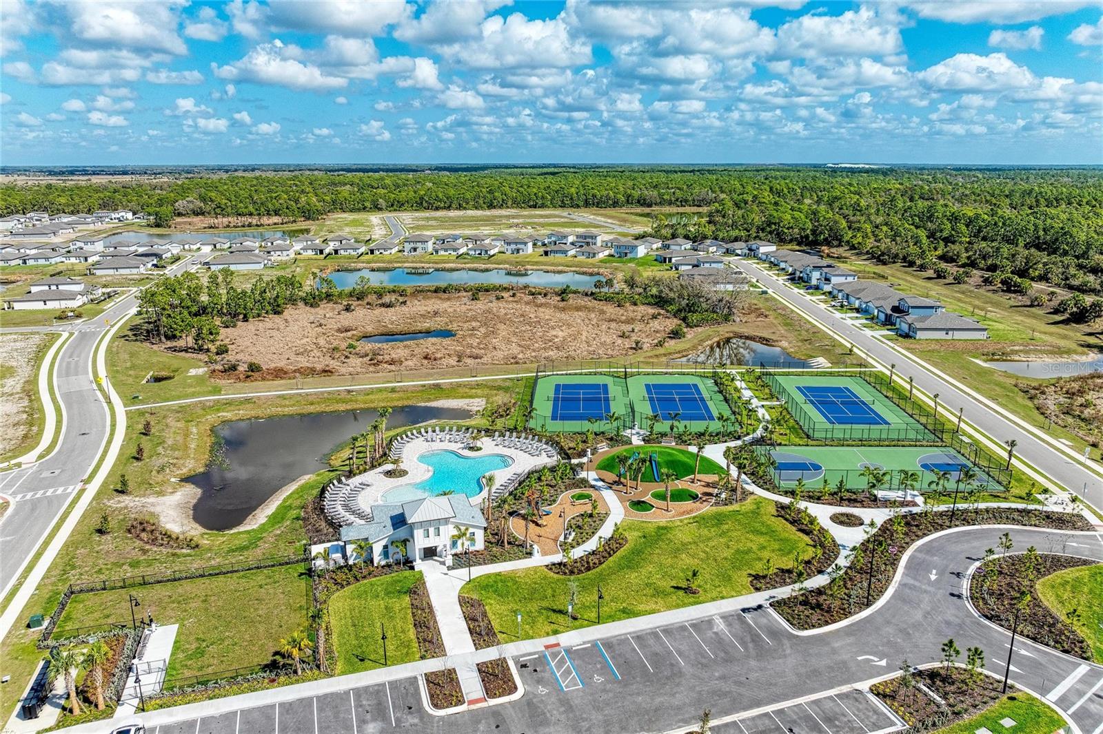 261 LAZY SHORE DR, NOKOMIS, FL, 34275