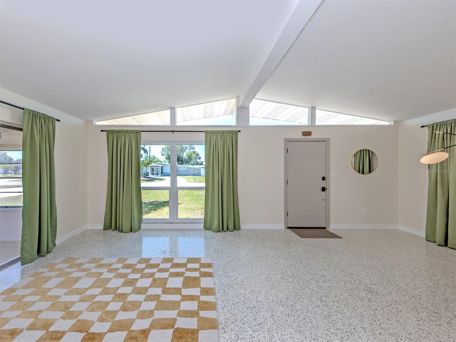 317 HILLVIEW RD, VENICE, FL, 34293