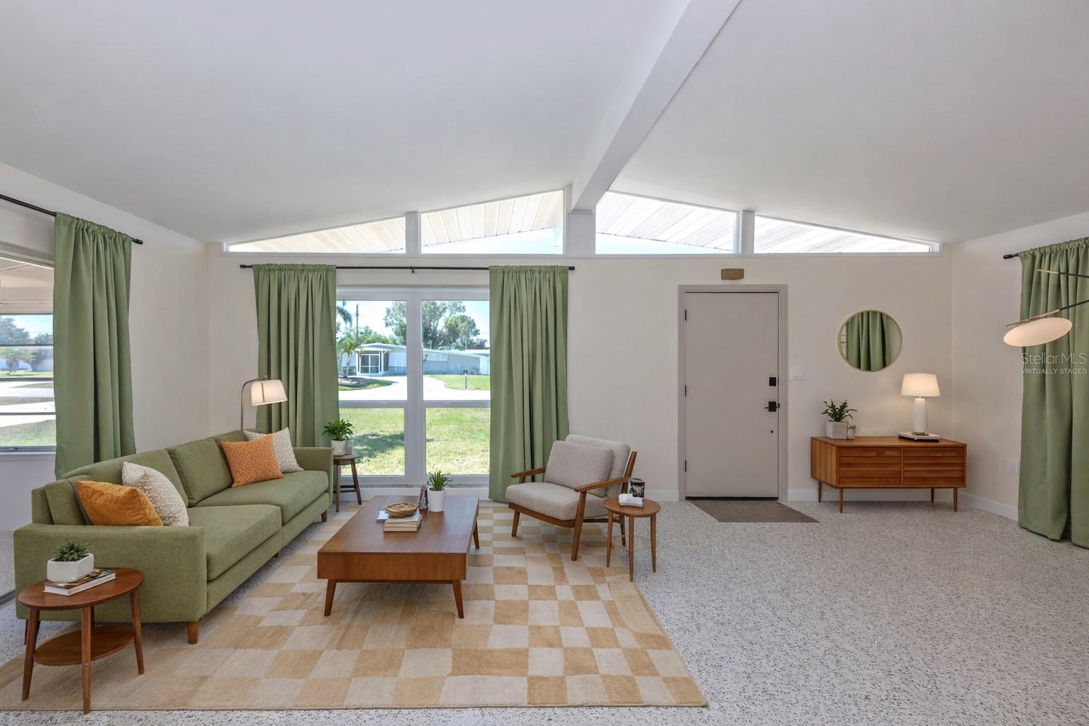 317 HILLVIEW RD, VENICE, FL, 34293